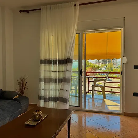 Lejlighed Gridi's Coastal Escape *