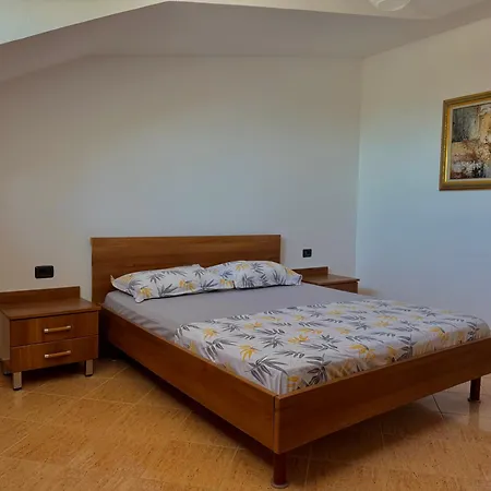 Gridi's Coastal Escape Lägenhet