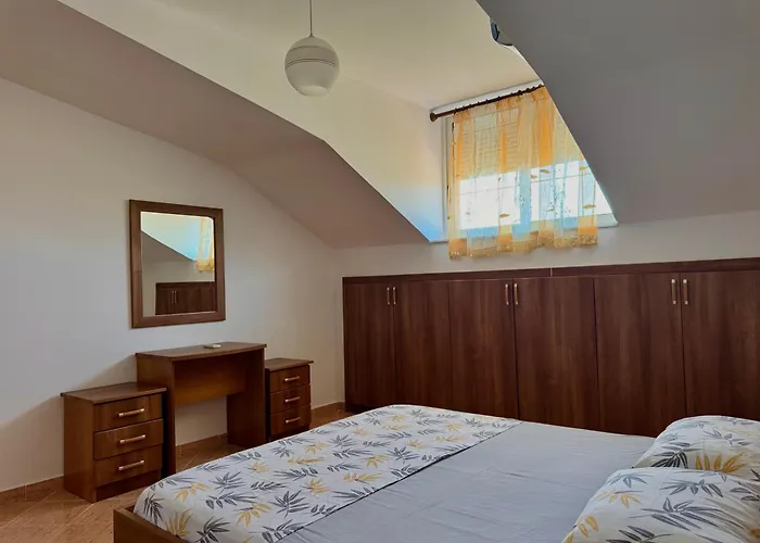 Gridi's Coastal Escape Lägenhet