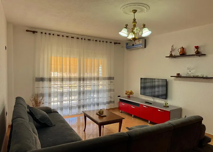 Gridi's Coastal Escape *