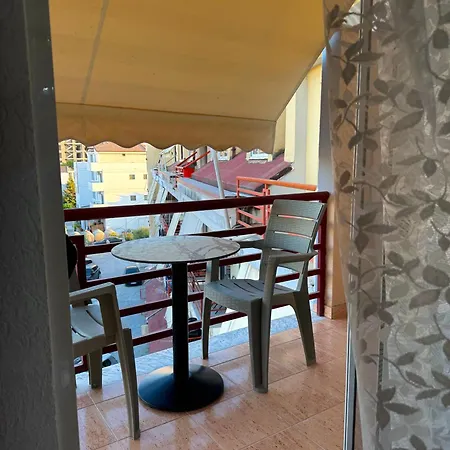 Gridi's Coastal Escape Apartmán *